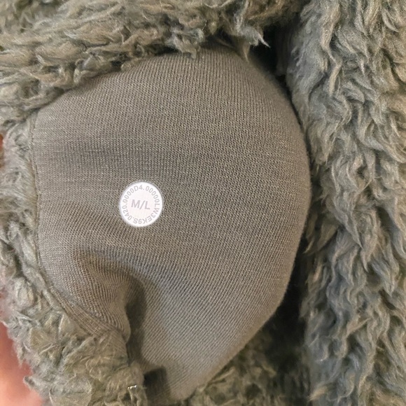 Lululemon Warm Restore Sherpa Pullover - Picture 2 of 3